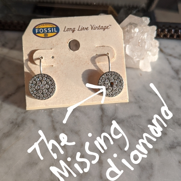 Fossil silver color diamonds earrings NWT - Picture 7 of 7